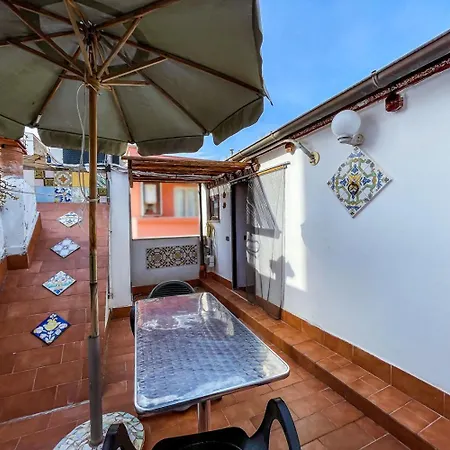 Апартаменты Terrazzino In Centro - Vico 13 Sopra Гаэта