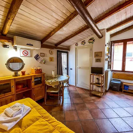 Апартаменты Terrazzino In Centro - Vico 13 Sopra Гаэта